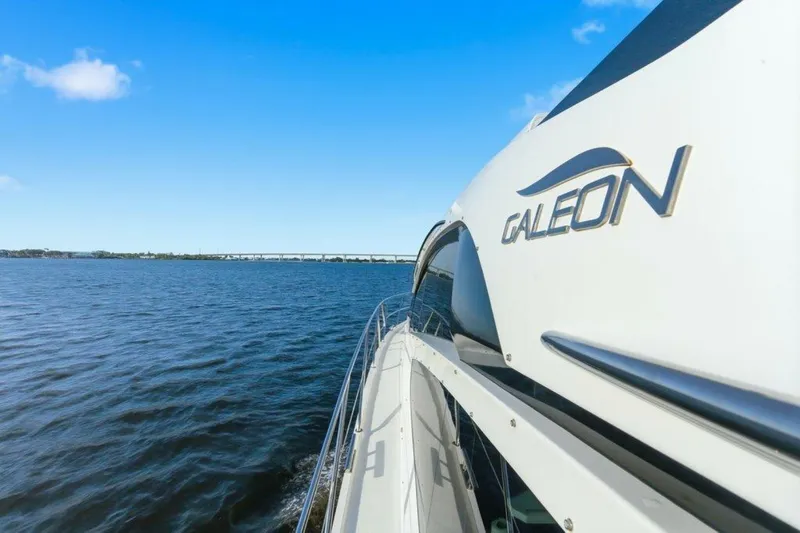 Slide: The Image of Galeon 560 Sky 2017 - 41