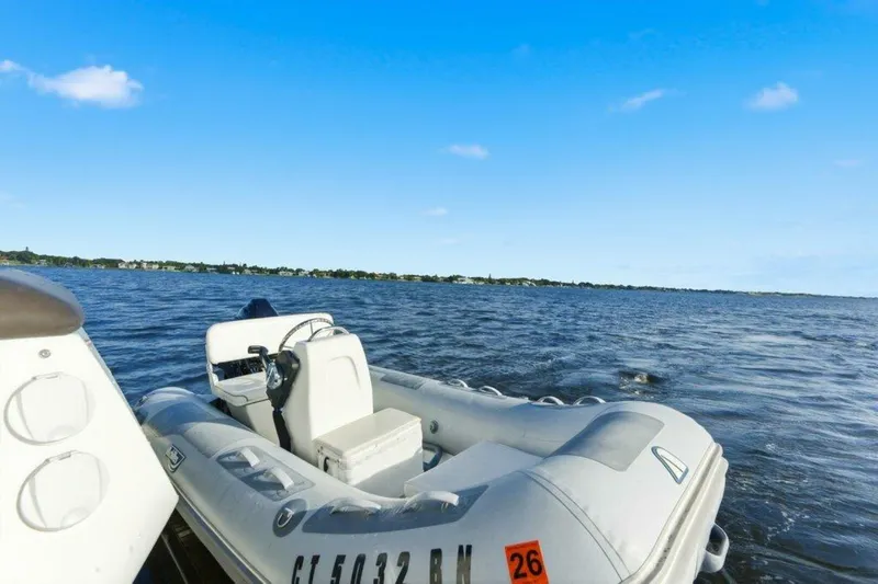 Slide: The Image of Galeon 560 Sky 2017 - 45