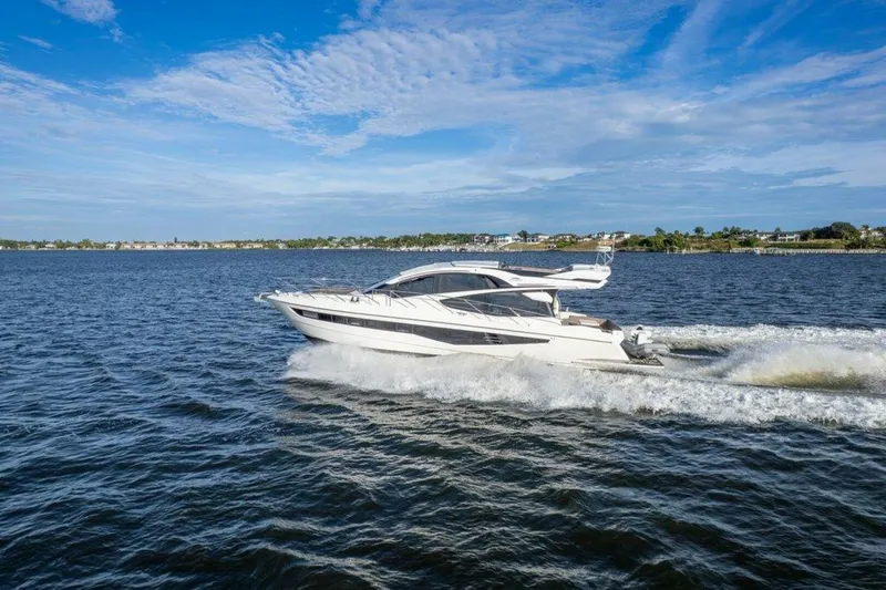 Slide: The Image of Galeon 560 Sky 2017 - 55