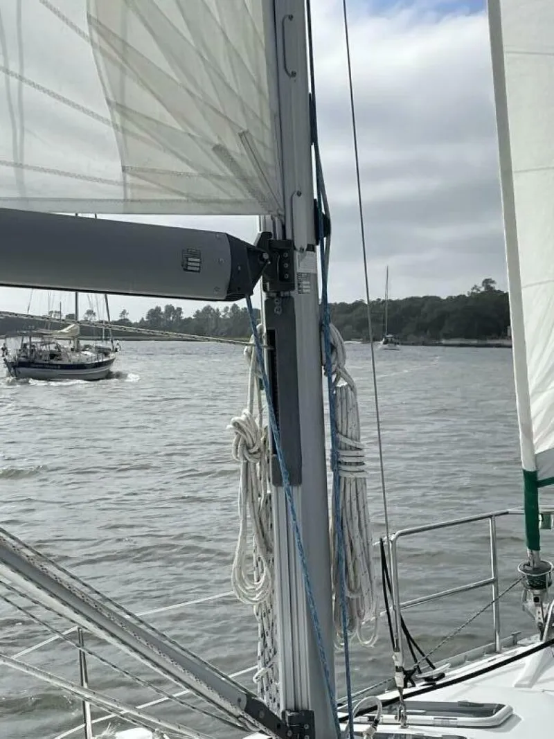 Slide: The Image of Beneteau 331 2002 - 17