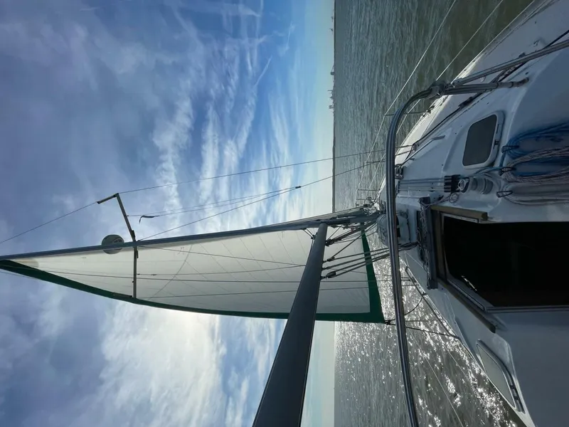 Slide: The Image of Beneteau 331 2002 - 28