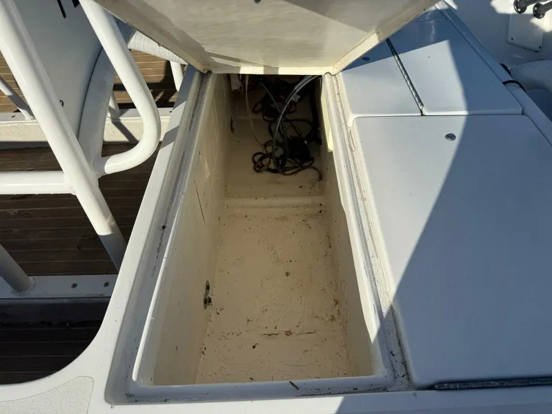 Slide: The Image of Dolphin 18 Skiff 1986 - 5