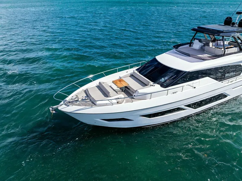 Slide: The Image of Ferretti 720 2024 - 19