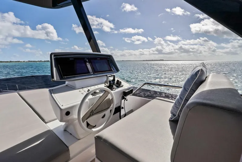 Slide: The Image of Ferretti 720 2024 - 21