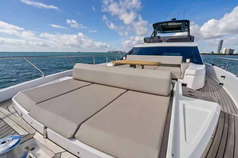 Slide: The Image of Ferretti 720 2024 - 29