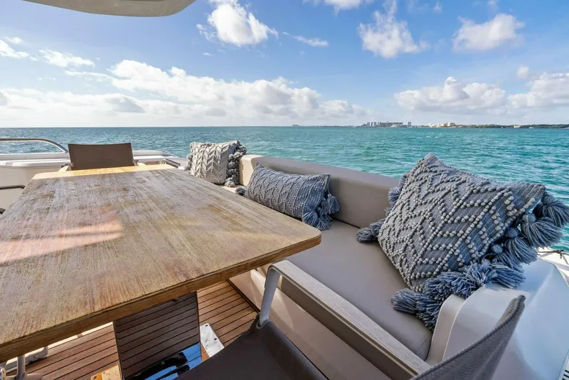 Slide: The Image of Ferretti 720 2024 - 35
