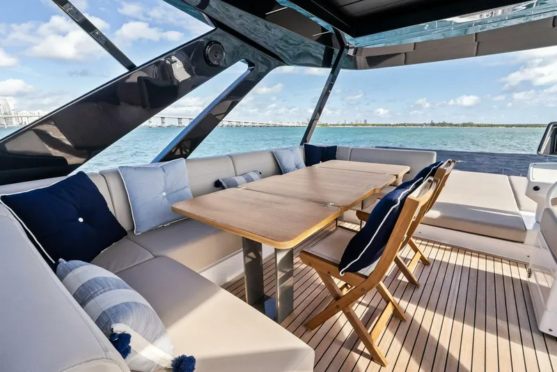 Slide: The Image of Ferretti 720 2024 - 38