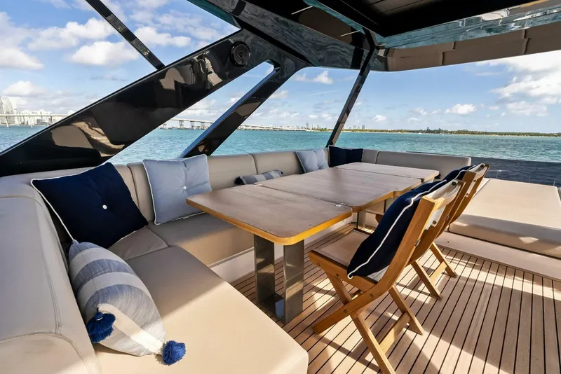 Slide: The Image of Ferretti 720 2024 - 39