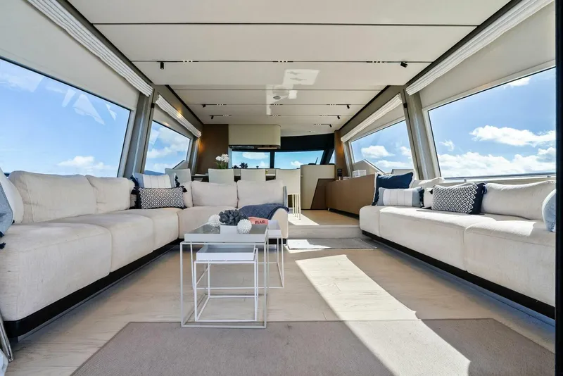 Slide: The Image of Ferretti 720 2024 - 42