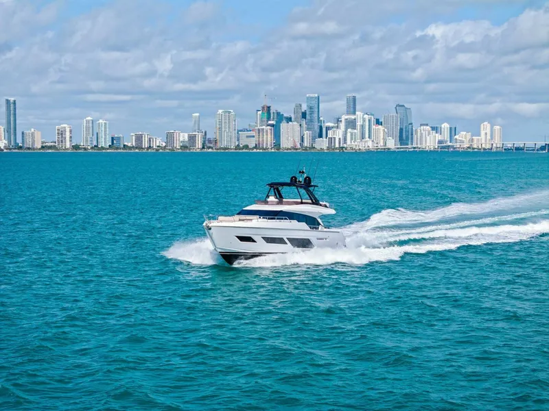 Slide: The Image of Ferretti 720 2024 - 7