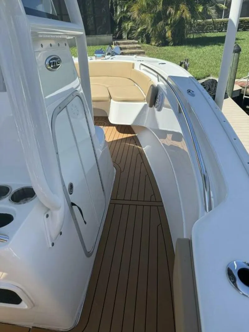 Slide: The Image of Cape Horn Yachts 27 XS 2019 - 11