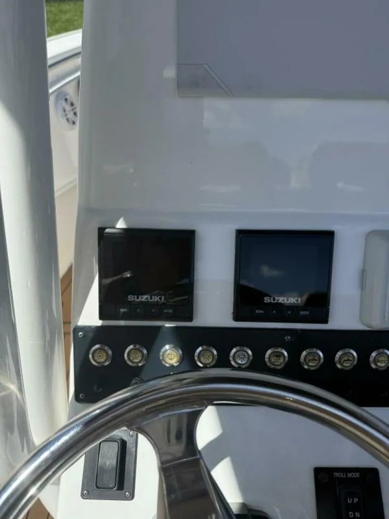 Slide: The Image of Cape Horn Yachts 27 XS 2019 - 6