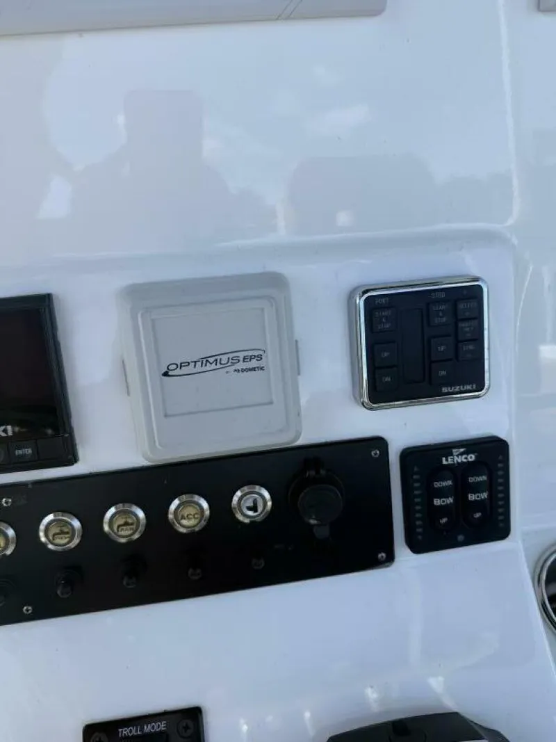 Slide: The Image of Cape Horn Yachts 27 XS 2019 - 7