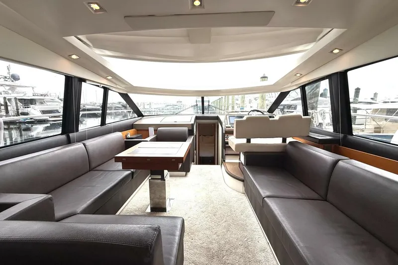 Slide: The Image of Prestige 500S 2017 - 23