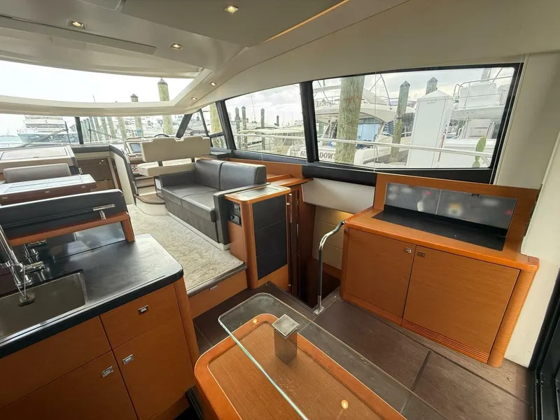 Slide: The Image of Prestige 500S 2017 - 31