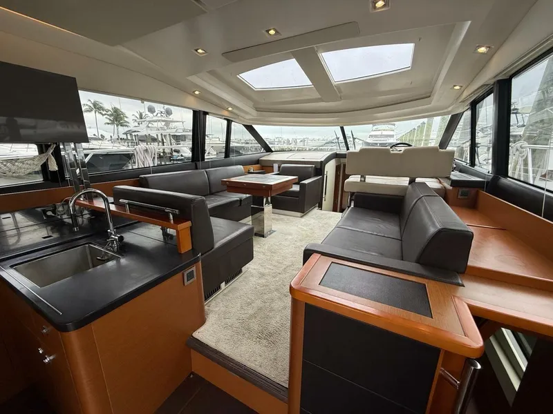Slide: The Image of Prestige 500S 2017 - 38
