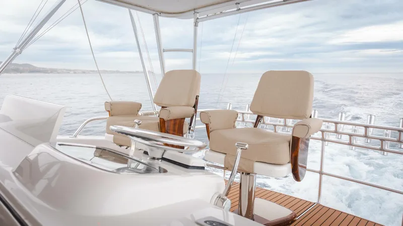Slide: The Image of Viking 55 Convertible 2000 - 21