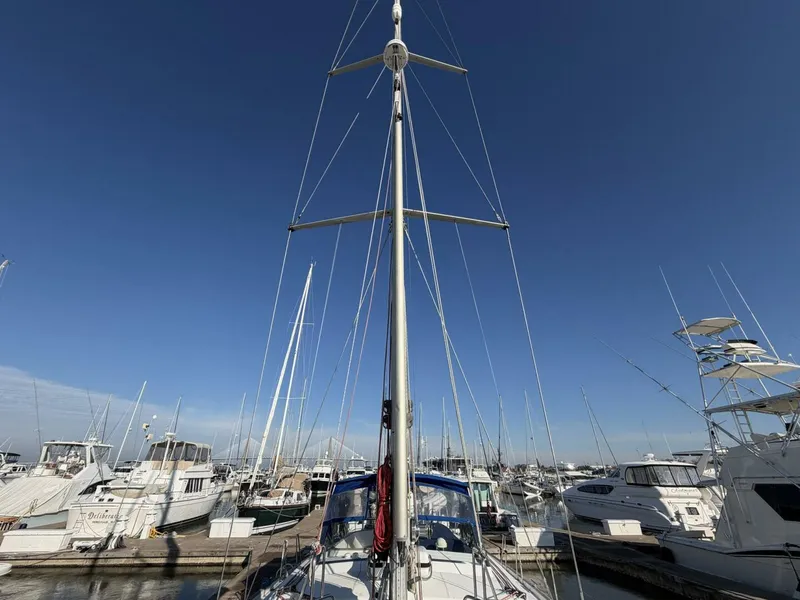 Slide: The Image of Beneteau 57 Center Cockpit 2004 - 17