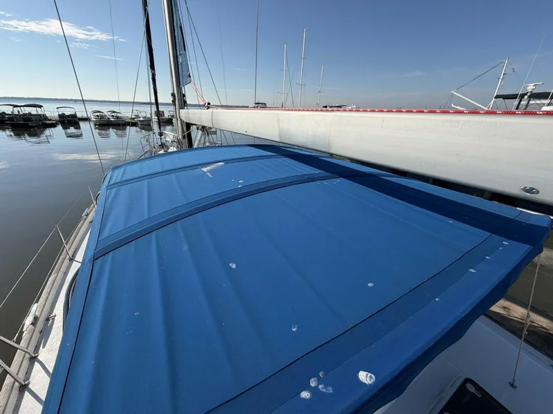 Slide: The Image of Beneteau 57 Center Cockpit 2004 - 21