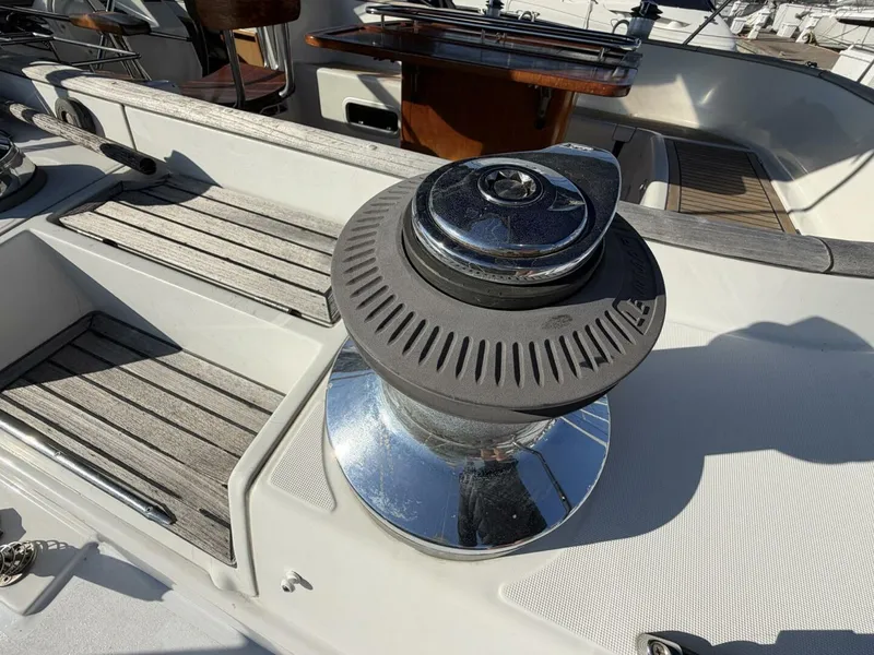 Slide: The Image of Beneteau 57 Center Cockpit 2004 - 27