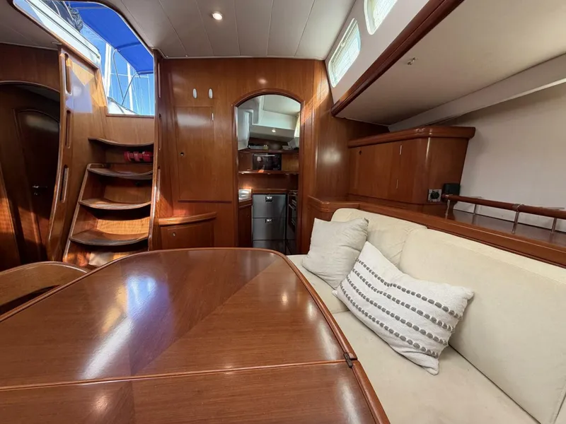 Slide: The Image of Beneteau 57 Center Cockpit 2004 - 43