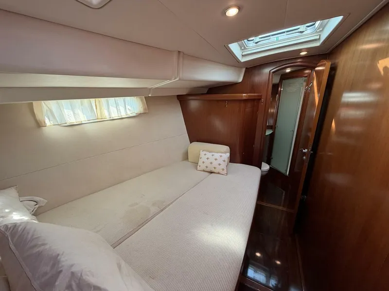 Slide: The Image of Beneteau 57 Center Cockpit 2004 - 64