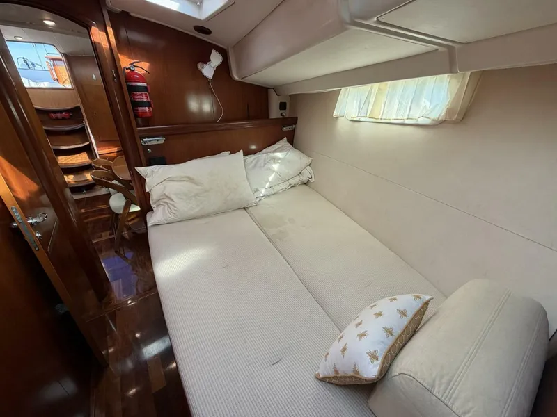 Slide: The Image of Beneteau 57 Center Cockpit 2004 - 65