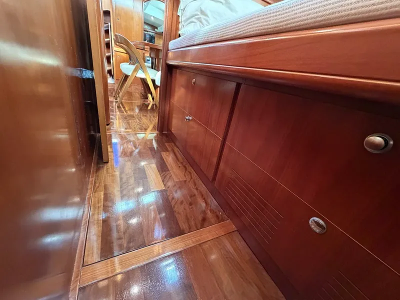 Slide: The Image of Beneteau 57 Center Cockpit 2004 - 66