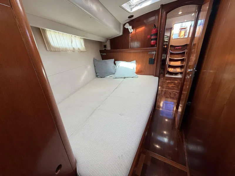 Slide: The Image of Beneteau 57 Center Cockpit 2004 - 70
