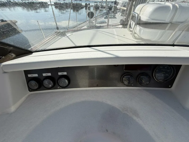 Slide: The Image of Beneteau 57 Center Cockpit 2004 - 87