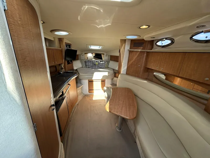 Slide: The Image of Sea Ray 320 Sundancer 2006 - 8
