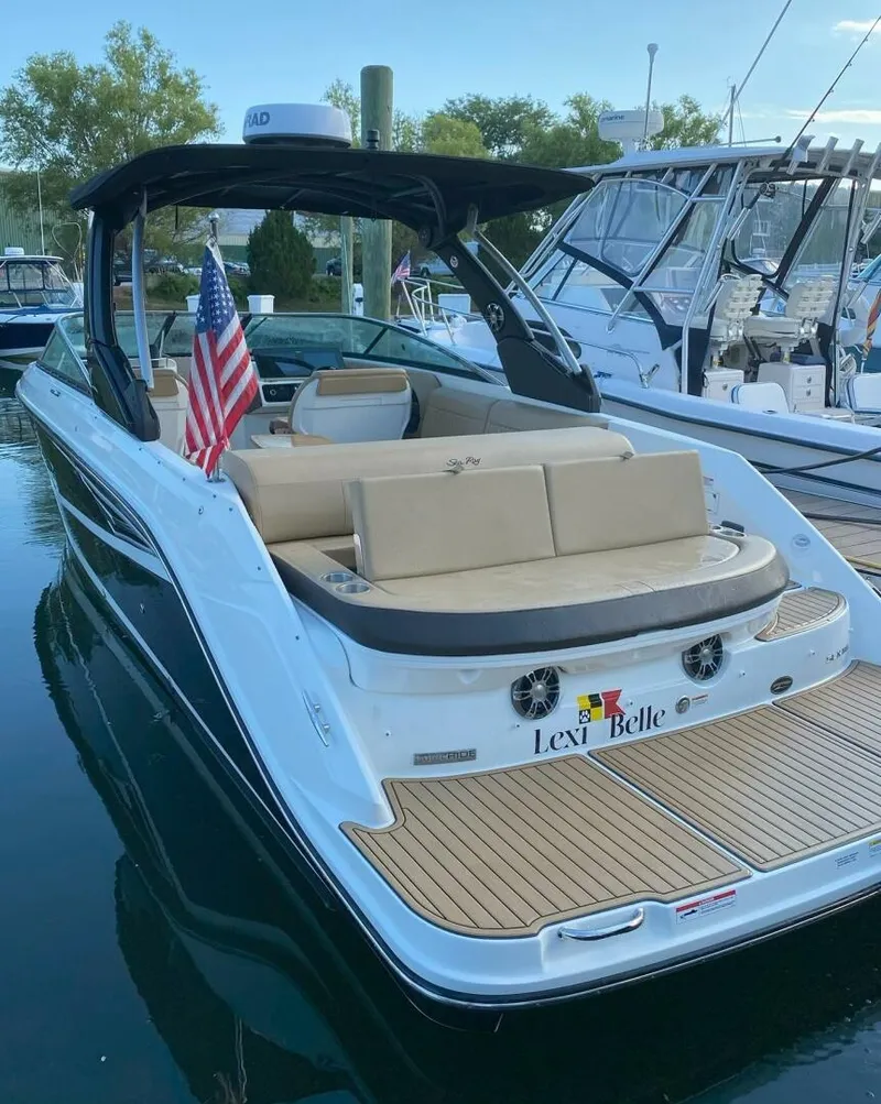 Slide: The Image of Sea Ray 280SLX 2021 - 4
