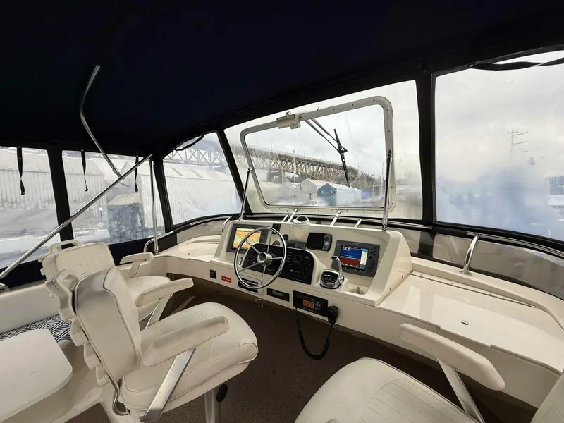 Slide: The Image of Mainship 2006 - 9