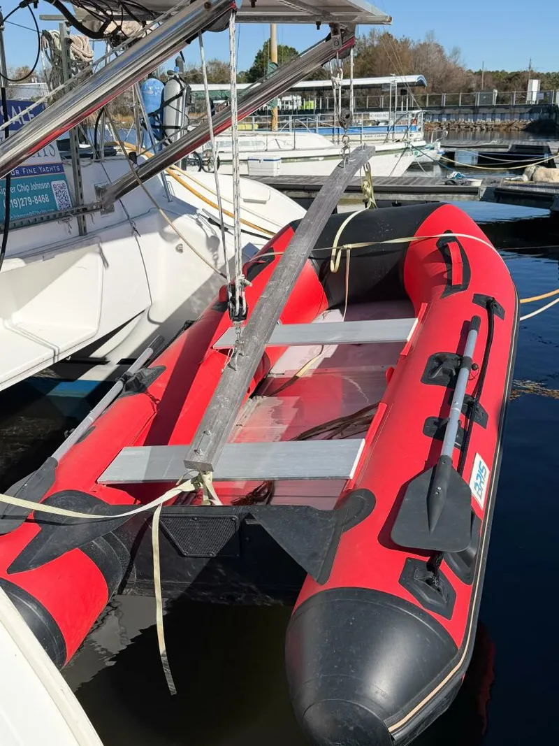 Slide: The Image of Lagoon 380S 2005 - 6
