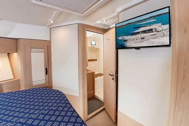 Slide: The Image of Beneteau Swift Trawler 2022 - 36