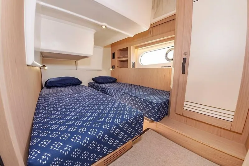 Slide: The Image of Beneteau Swift Trawler 2022 - 40