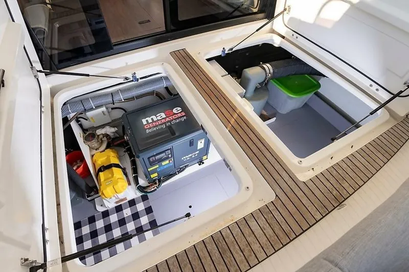 Slide: The Image of Beneteau Swift Trawler 2022 - 60