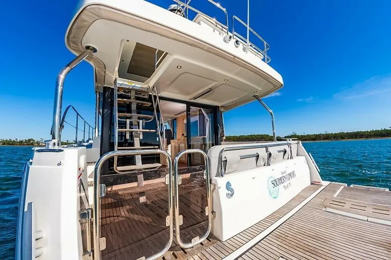 Slide: The Image of Beneteau Swift Trawler 2022 - 8
