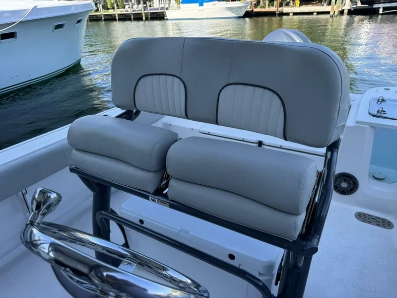 Slide: The Image of Sea Fox 248 Commander 2022 - 14