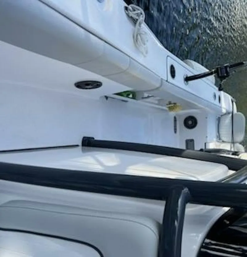Slide: The Image of Sea Fox 248 Commander 2022 - 17