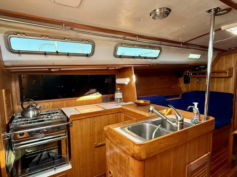 Slide: The Image of J Boats J/47 1991 - 6