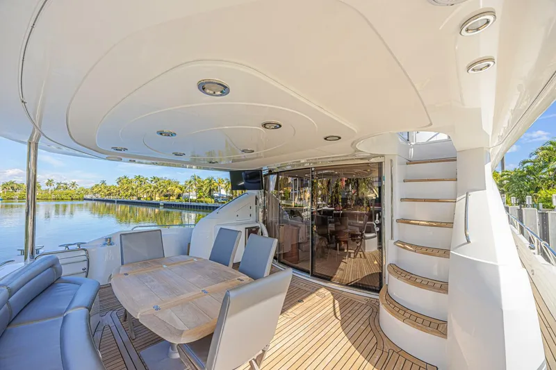 Slide: The Image of Sunseeker 75 Yacht 2006 - 14