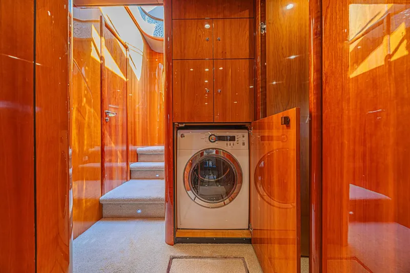 Slide: The Image of Sunseeker 75 Yacht 2006 - 31