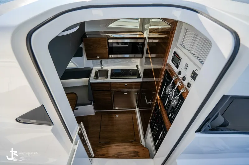 Slide: The Image of Valhalla Boatworks V-46 2025 - 29