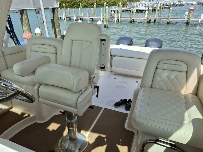 Slide: The Image of Grady-White 330 Express 2018 - 84
