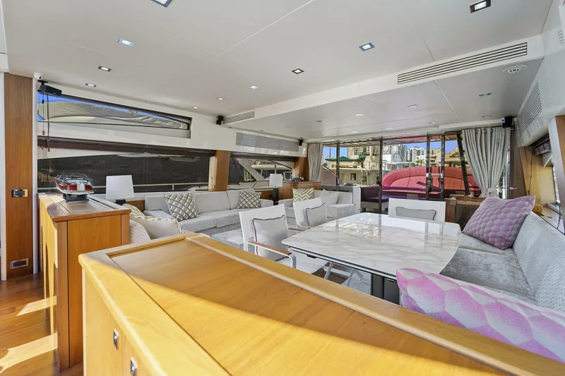 Slide: The Image of Sunseeker Predator 84 2013 - 17