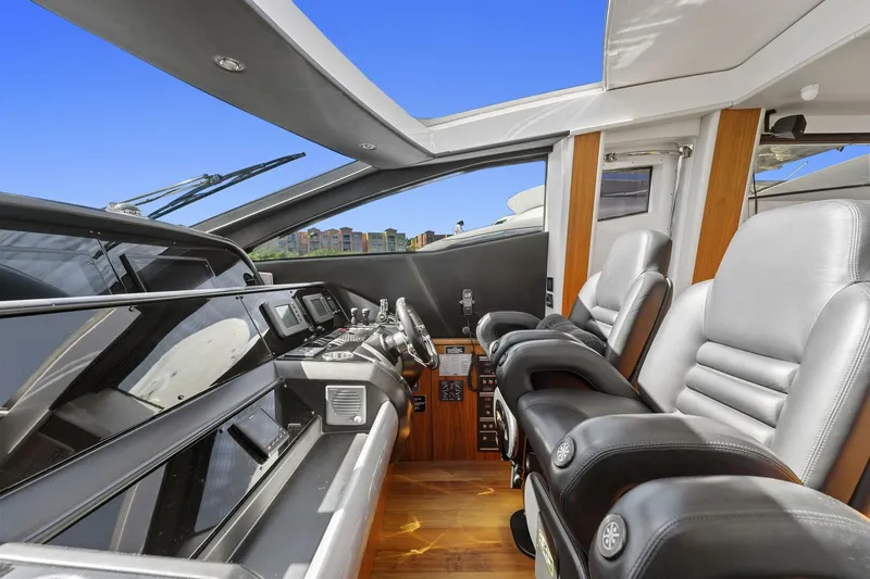 Slide: The Image of Sunseeker Predator 84 2013 - 18