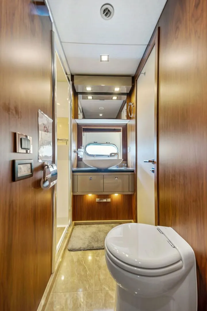 Slide: The Image of Sunseeker Predator 84 2013 - 33