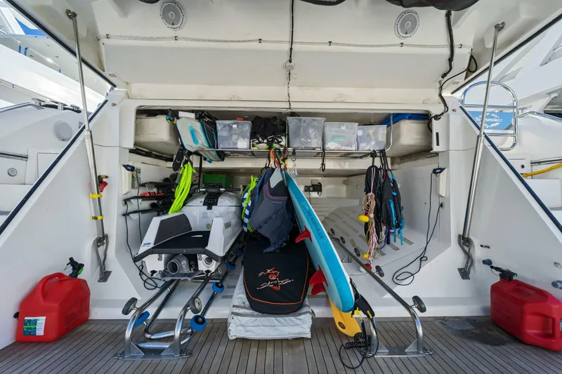 Slide: The Image of Sunseeker Predator 84 2013 - 36