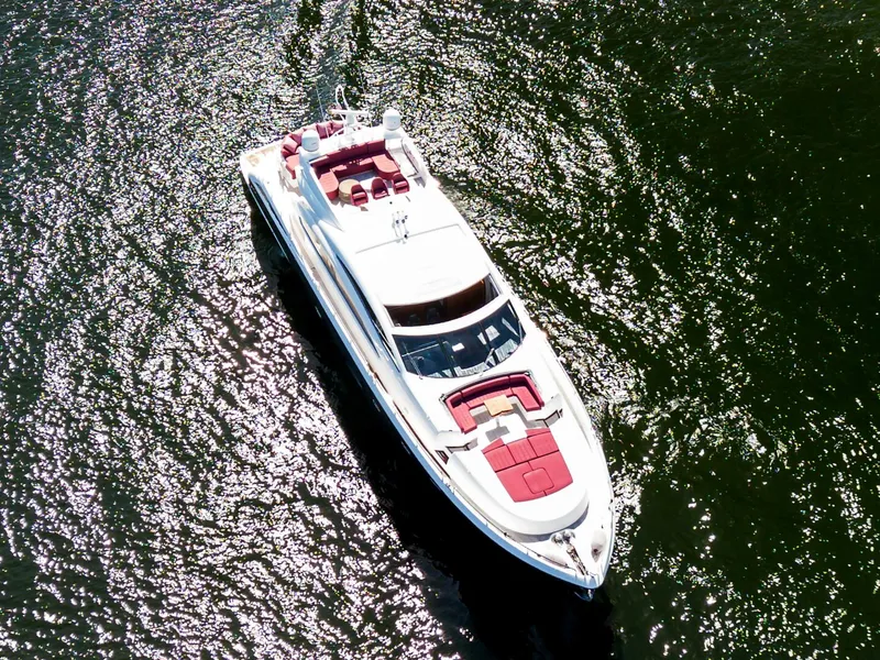 Slide: The Image of Sunseeker Predator 84 2013 - 5